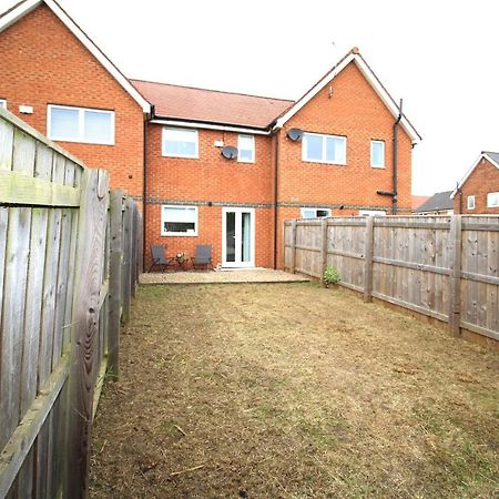 Ashington - 2 Bedroom House - Beautifully Decorated & Furnished - Large Garden Exterior photo