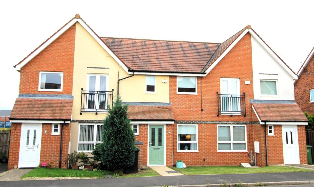Ashington - 2 Bedroom House - Beautifully Decorated & Furnished - Large Garden Exterior photo