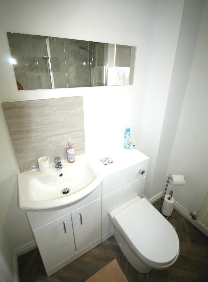 Ashington - 2 Bedroom House - Beautifully Decorated & Furnished - Large Garden Exterior photo